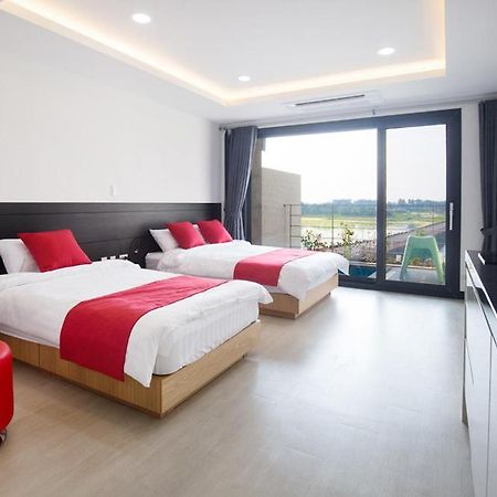 Jeju Christmas Resort Екстериор снимка